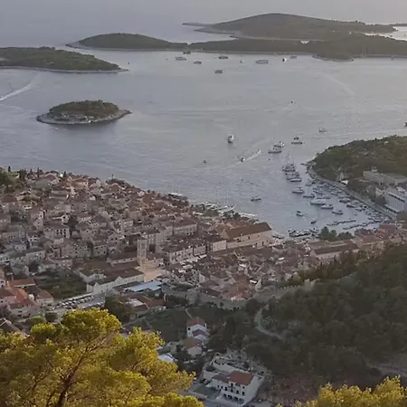 Solea A3 Hvar Town